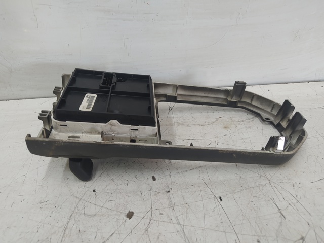 YUD501590WUX LAND ROVER купить в Хмельницкий