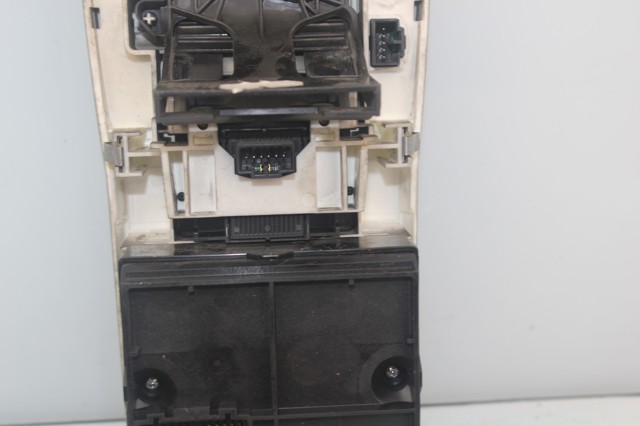 YUD501710 LAND ROVER Многофункциональный джойстик управления купить в Харьков