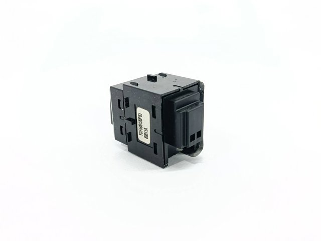 YUF500120PVJ LAND ROVER Кнопка включения обогрева сиденья купить в Запорожье