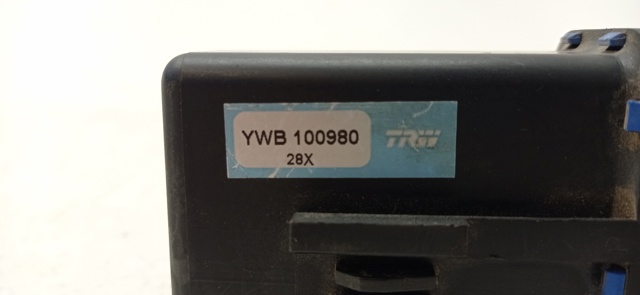 LAND ROVER YWB100980 в наличии Тернополь