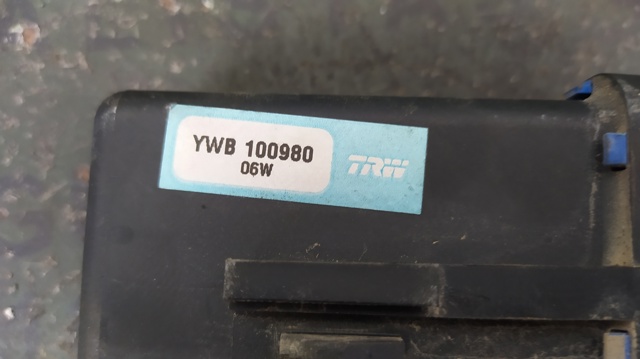 LAND ROVER YWB100980 в наличии Одесса