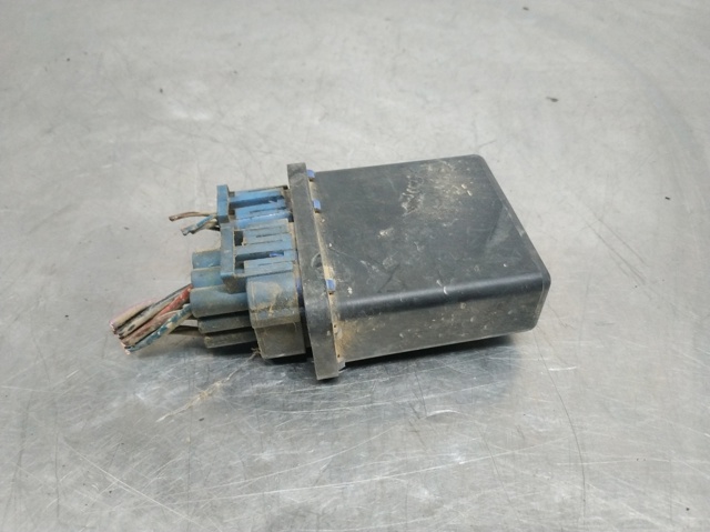 YWB100980 LAND ROVER купить в Ужгород