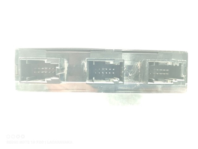 YWC000931 LAND ROVER купить в Киев
