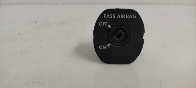 YWL500050PVJ LAND ROVER Кнопка отключения подушек безопасности AIRBAG купить в Ровно