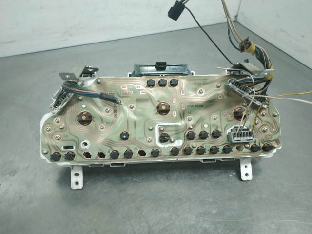 YWY100340 LAND ROVER Панель приборов купить в Чернигов