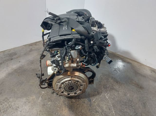 Z16XE1 OPEL Двигатель купить в Львов
