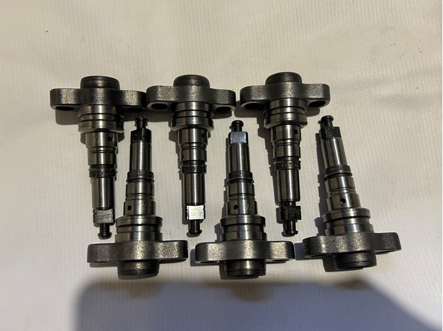 2418455512 BOSCH Плунжерная пара ТНВД купить в Чернигов