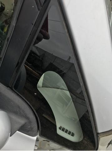 Стекло треугольное двери передней правой 768203NA0A NISSAN