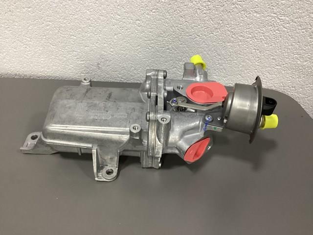 147353981R RENAULT Радиатор системы EGR рециркуляции выхлопных газов купить в Кривой Рог