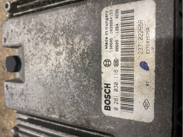 ЭБУ двигателем 237102265R RENAULT