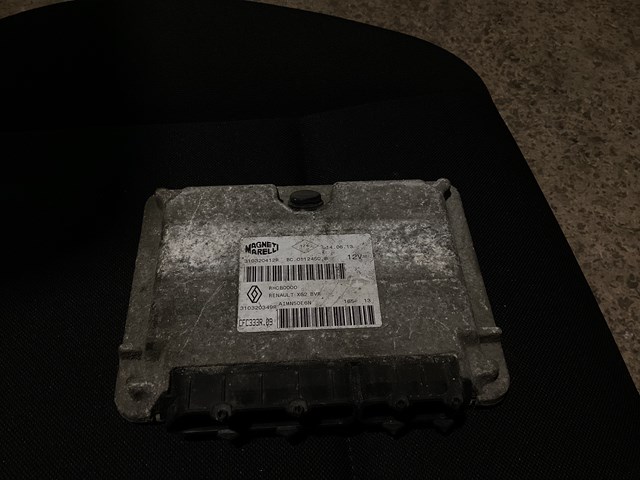 ЭБУ двигателем 310320412R RENAULT
