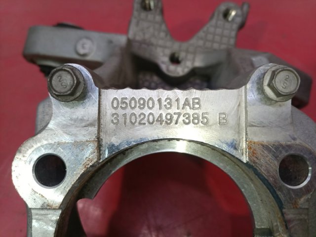 CHRYSLER 05090131AB Цапфа (поворотный кулак) задний левый в наличии Черкассы