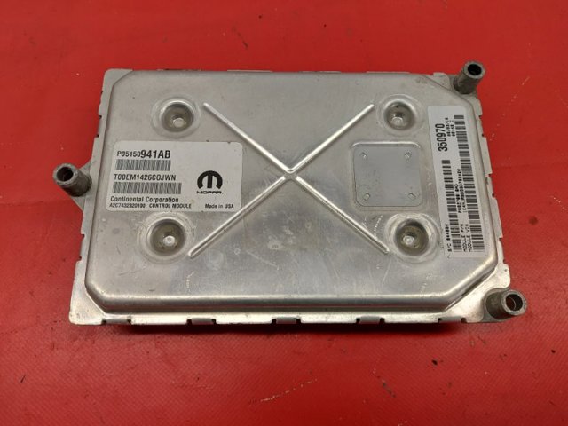 ЭБУ двигателем 05150941AB CHRYSLER