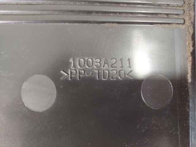 1003A211 Крышка двигателя купить Киев