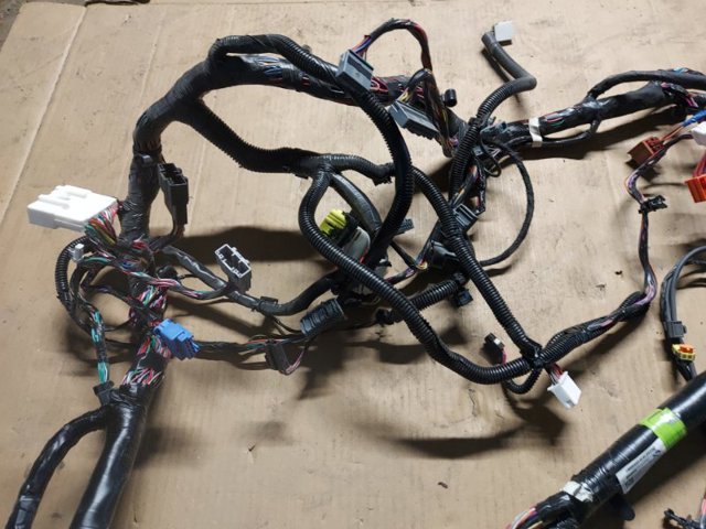 TESLA 100442391R в наличии Запорожье