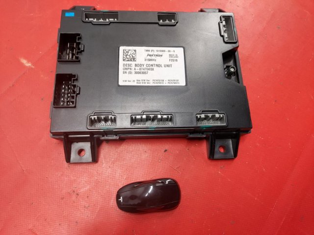 Блок управления бортовой сети 101090600G TESLA