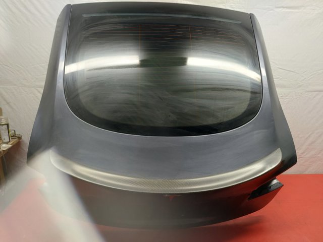 Пятая дверь 1023722E0A TESLA