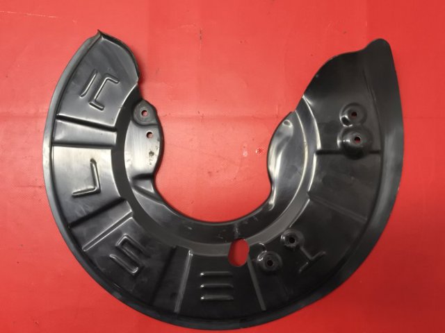 TESLA 102766201B Защита тормозного диска переднего правого в наличии Винница