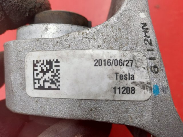 TESLA 102803400B Подушка (опора) двигателя левая задняя в наличии Сумы