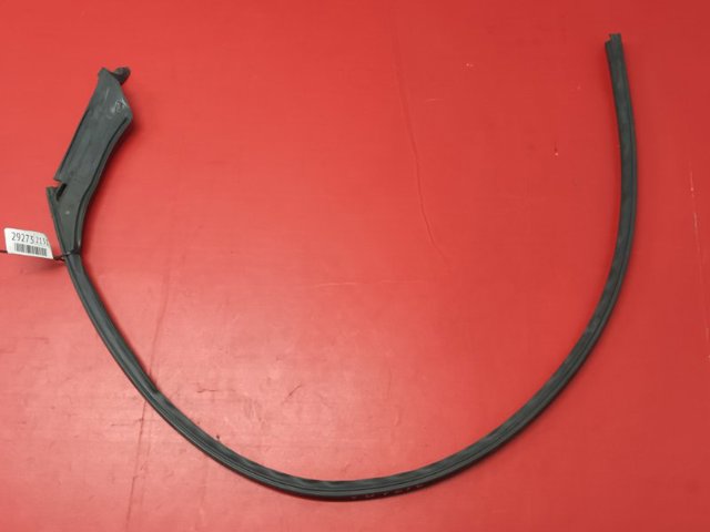 TESLA 103214700C Уплотнитель двери передней правой (на кузове) в наличии Черновцы