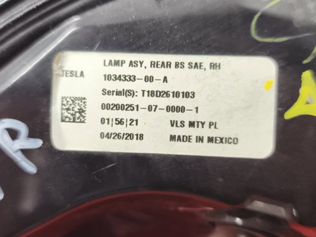 103433300A TESLA Фонарь задний правый внешний купить в Каменское