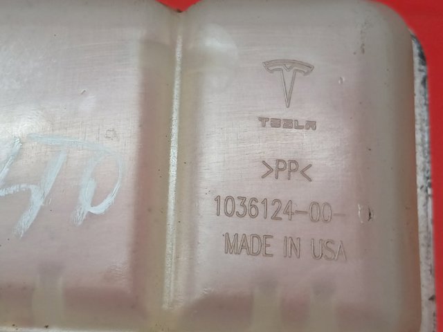 TESLA 103612400D Бачок системы охлаждения в наличии Павлоград