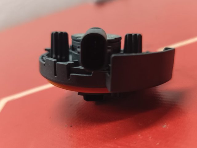 103676200A TESLA Датчик удара купить в Каменское