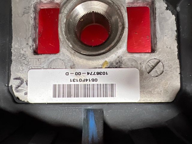 103677400D TESLA Руль купить в Харьков
