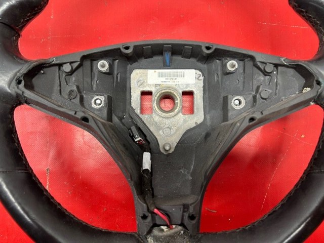 103677400D TESLA Руль купить в Чернигов