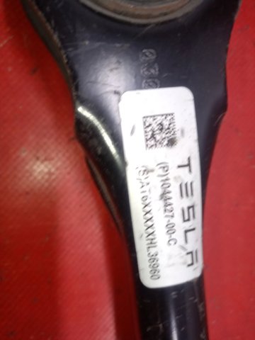TESLA 104442700C Рычаг (тяга) задней подвески продольный верхний левый/правый в наличии Черкассы