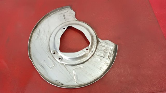 1044662B TESLA Защита тормозного диска переднего купить в Ирпень