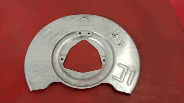 Пыльник тормозного диска переднего 1044662B TESLA