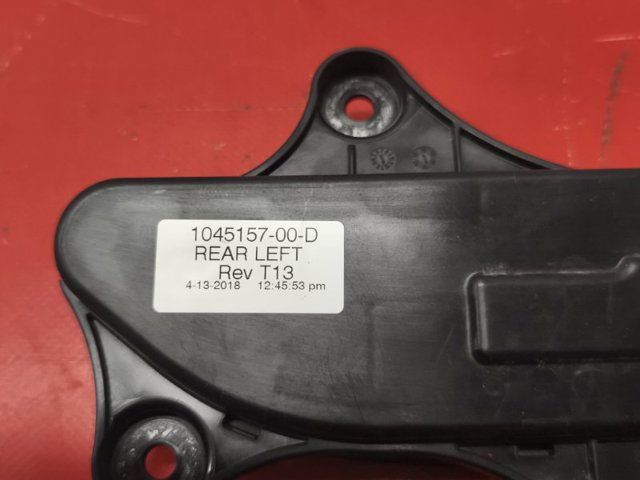 TESLA 104515700D Ручка двери задней наружная левая в наличии Львов