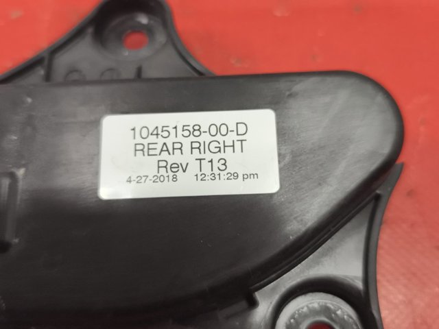 104515800D TESLA Ручка двери задней наружная правая купить в Украина