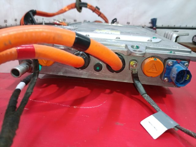 TESLA 105513902A Модуль управления (ЭБУ) заряда основной батареи в наличии Черкассы