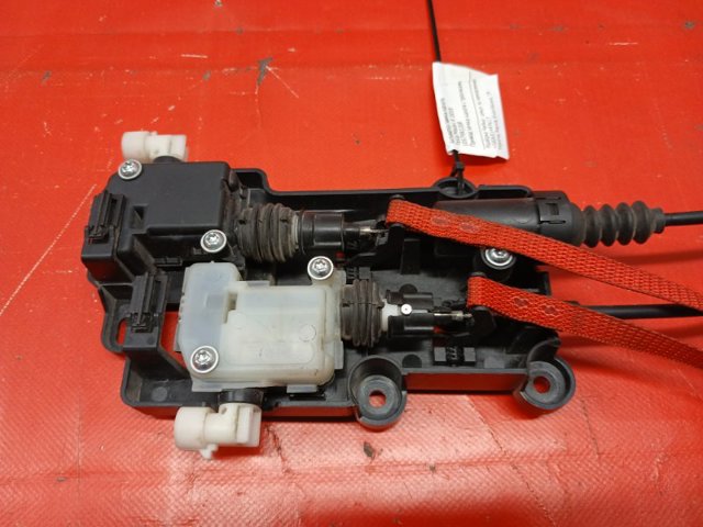 TESLA 105799100F Трос открывания капота в наличии Киев
