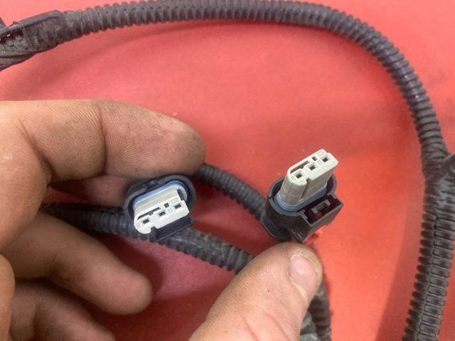 106795900E TESLA Кабель (провод) парктроника бампера заднего купить в Запорожье