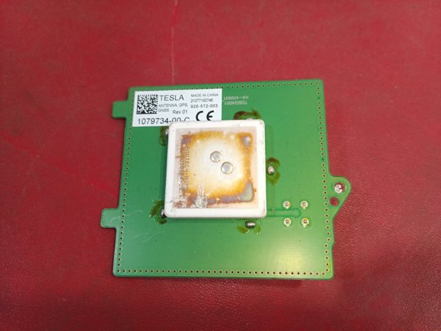 TESLA 107973400C Антенна GPS в наличии Винница