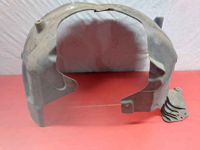 Подкрылок передний правый 108158200D TESLA