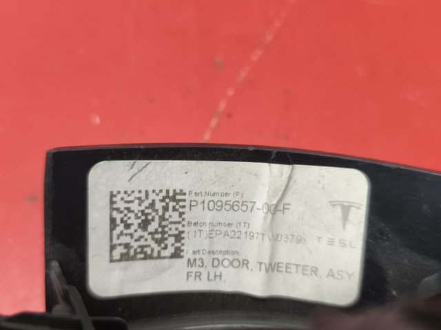 109565700F TESLA купить в Ровно