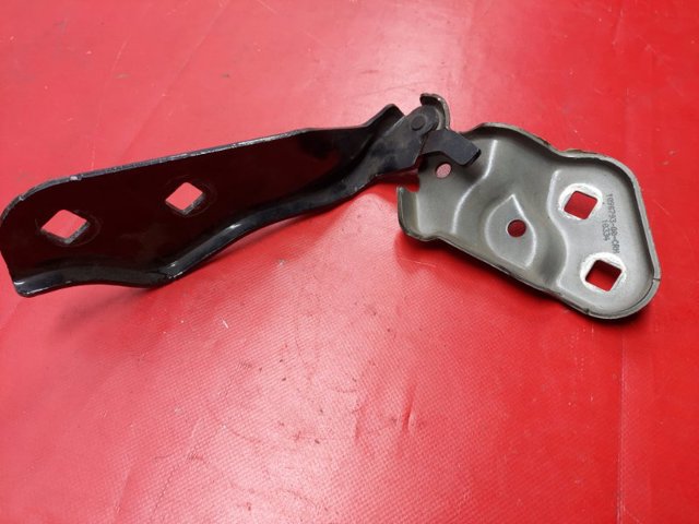 Завес капота, правый 109879300 TESLA