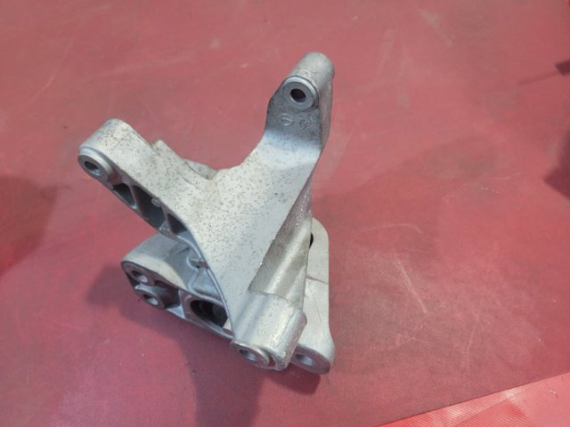 112106RC0B NISSAN Подушка (опора) двигателя правая купить в Ирпень