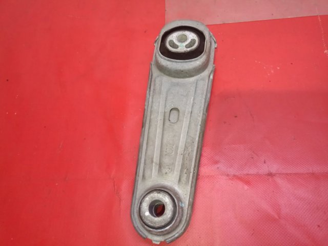 Подушка двигателя 113604BA0B NISSAN
