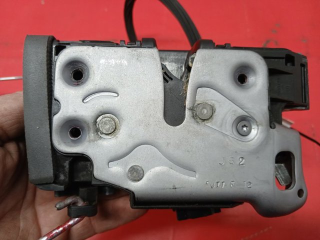 Запор кабины 13533684 GM