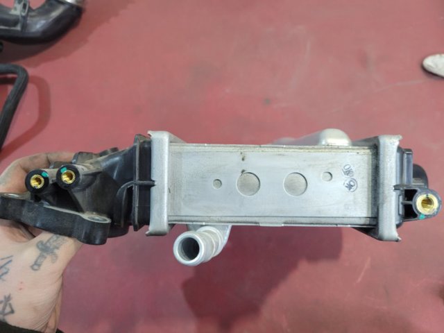 NISSAN 144616RC0B Радиатор интеркуллера в наличии Полтава