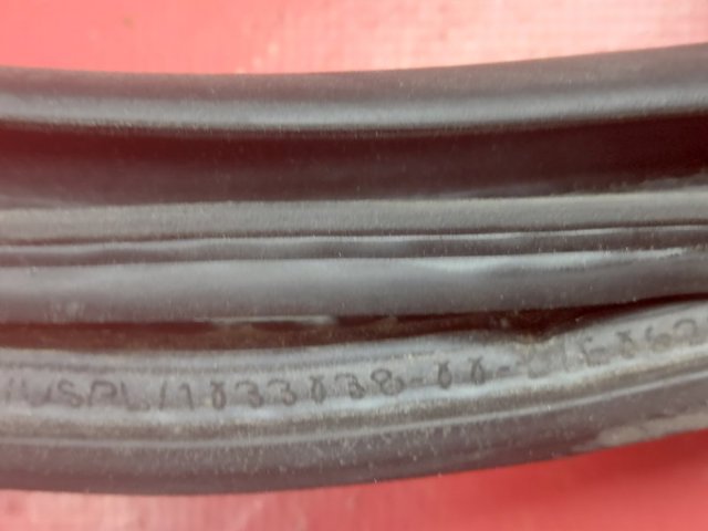 TESLA 145923300D Уплотнитель багажника (двери 3/5-й задней) в наличии Украина