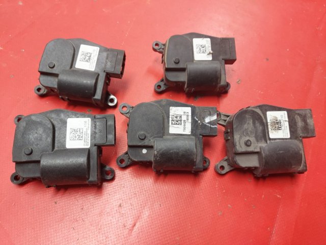 Привод заслонки печки 150062700A TESLA