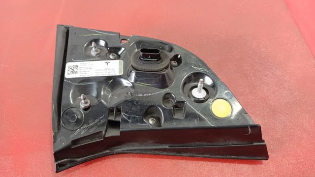 TESLA 150208900B Фонарь задний правый внутренний в наличии Ровно