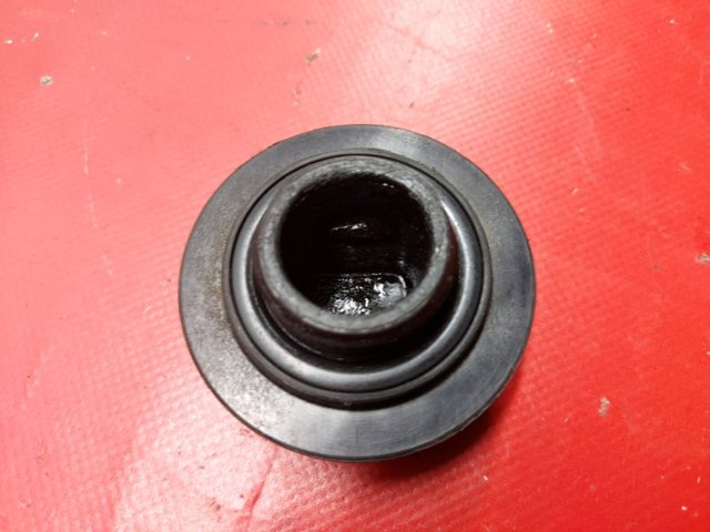 152559N00A NISSAN Крышка маслозаливной горловины купить в Ужгород