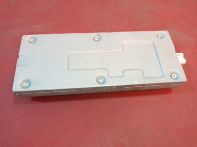 152797400C TESLA Магнитола (радио AM/FM) купить в Черновцы